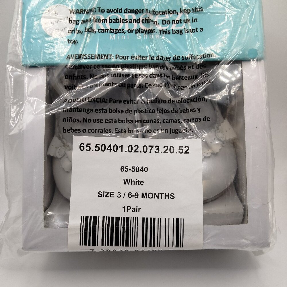 Robeez Catherine White Baby Walker Shoes Size 3  6-9 months